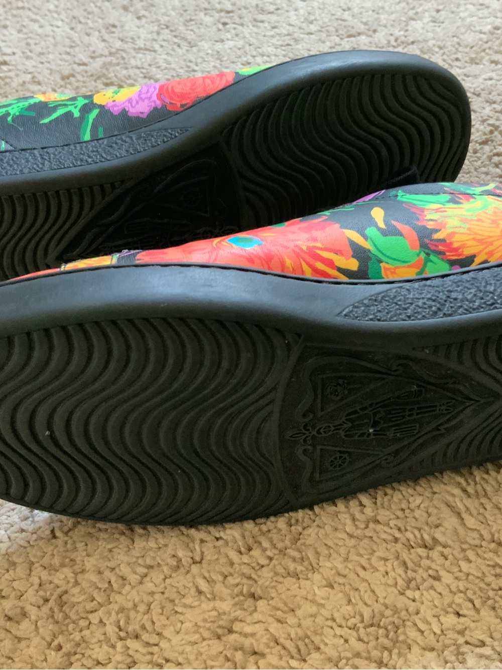 Gucci X Ken Scott Ace Women’s Black Casual Floral Logo Leather Sneakers Size 37 - Picture 8 of 13